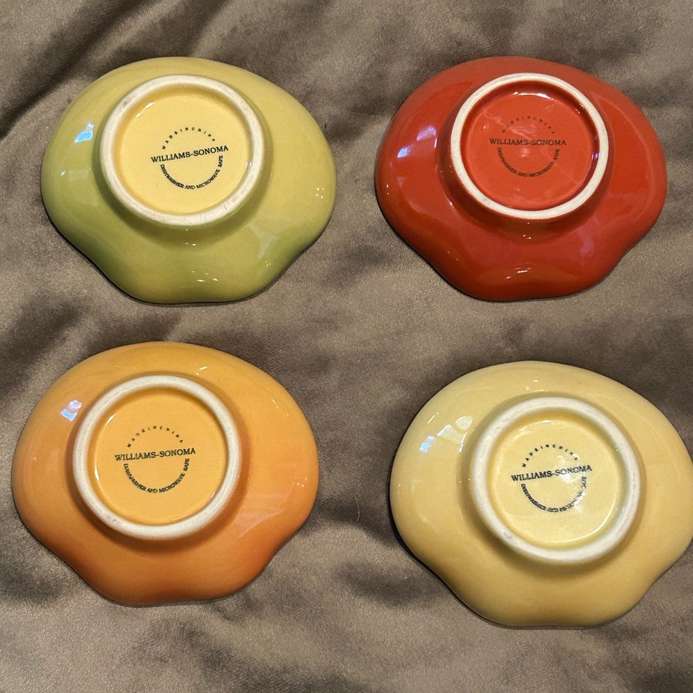 Set of 4 Williams Sonoma Heirloom Tomato Appetizer/Dipping Bowls - Picture 2 of 10